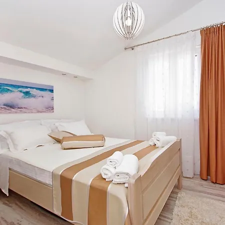 Valentina Semesterbostad