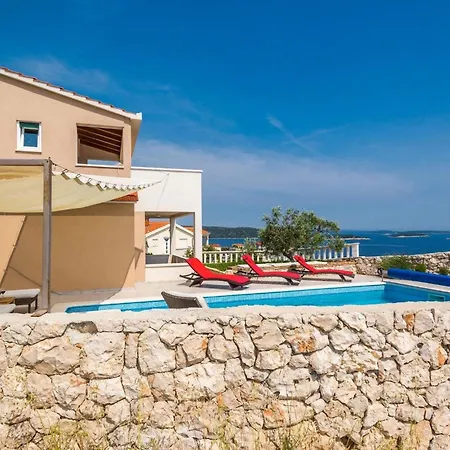 Valentina Holiday home *
