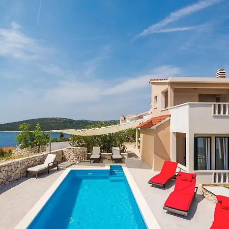 Ferienhaus Valentina *