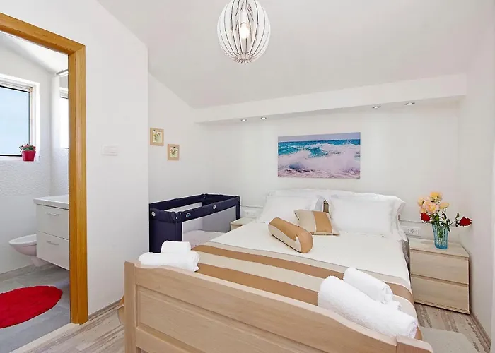 Semesterbostad Valentina Trogir